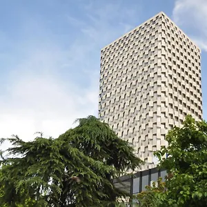 Maritim Plaza מלון